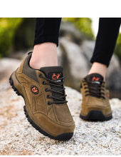 将图片加载到图库查看器,Winter Couple Outdoor Hiking Shoes Winter Warm Men's Shoe Lightweight Non-Slip Sneakers Low Top Walking Shoes For Outdoor Trailing Walking Climbing Running Shoes For Cold Weather