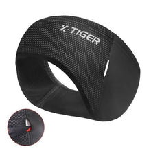 Load image into Gallery viewer, Winter Cycling Cap Windproof Thermal Ski Cap Running Skiing Motorcycle Riding Hat Men Women Bike Cycling Headwear Winter Cycling Caps for Men Women Windproof Cycling Hat with Sun Visor Under Helmet Liner Black