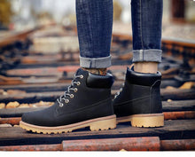 将图片加载到图库查看器,Winter Luxury Shoes Mens Flat Heel Boots Fashion Warm Ankle Boots Outdoor Warm Non Slip Fur Lined Ankle Boots Leather Winter Walking Shoes For Mens