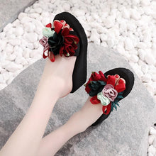 Load image into Gallery viewer, Women Bow Summer Sandals Slipper Indoor Outdoor Flip-flops Beach Shoes New Fashion Casual Flower Slipper High Heeled Bow-Knot Platform Flip Flops Beach Sandals Fashion Summer Slippers