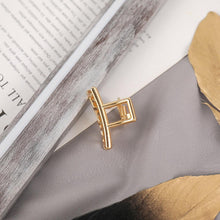 Load image into Gallery viewer, Women Fashion Hair Claw Korean Minimalist Style Geometric Metal Catch Clip Chic Barrettes Headwear High Quality Gorgeous Hair Accessories For Women