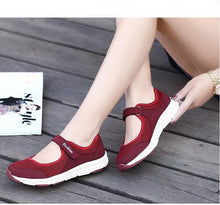 Load image into Gallery viewer, Women Flat Casual Fashion Breathable Mesh Tenis Shoes Women Summer Flat Soft Fashion Lightweight Slip-On Super Light Women Shoes