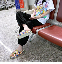 将图片加载到图库查看器,Women Men Summer Slippers Beach Slides Sandals Cartoon Flip Flops Thick Soled Boys Girls Couples Bathroom Shoes Non-Slip Quick Drying Soft Massage Slides Comfortable Lightweight Open Toe Pool Spa Sandals