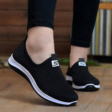 Load image into Gallery viewer, Women's Sneakers Espadrrilles Breathable Mesh Summer Shoes For Women Walking Solid Non Slip Casual Shoes Girls Tennis Slip On Sneakers Lightweight Comfortable Mesh Casual Sneakers