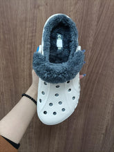 Load image into Gallery viewer, Women Sandals Winter Hole Slippers Outside Shoes For Women Slippers For Home Men's and Women's Classic Lined Clog Warm And Fuzzy Slippers Fur Lined Clogs Winter Garden Shoes Warm House Slippers