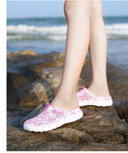 将图片加载到图库查看器,Womens Casual Clogs Breathable Beach Sandals Valentine Slippers Summer Slip On Women Flip Flops Shoes Sandals Quick Drying Slippers Walking Lightweight Rain Beach Summer Pool Water Shoes