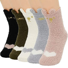 Load image into Gallery viewer, Women's Fuzzy Winter Socks