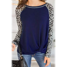将图片加载到图库查看器,Women's Long Sleeved Leopard Print Twist Top