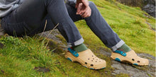 将图片加载到图库查看器,Womens Mens Sandals Summer Beach Shoes Casual Non-slip Clogs Couple Shoes Sport Sandals Slides Garden Clogs Shoes For Outdoor Classic Walking Clogs