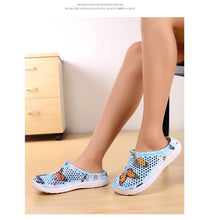 将图片加载到图库查看器,Womens Slip-On Quick Dry Water Clogs Shoes Beach Sandals Lightweight Breathable Bathroom Garden Clogs Shoes Summer Breathable Mesh Sandals Beach Footwear Anti-Slip Slippers Quick Drying Sandals