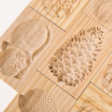 将图片加载到图库查看器,Wooden Cookie Mold Cutter Wooden Gingerbread Cookie Moulds Press 3D Cake Embossing Baking Mold Rose Flower Cutter Bakery Gadgets Cookies, Wooden Cookie Cutter, Funny Wooden Cookie Molds For Baking, Gingerbread Mold, Pine Cone Mold, Cake Mold