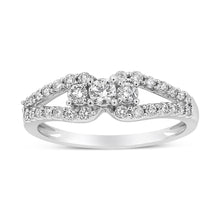 Load image into Gallery viewer, 10K White Gold 1/2 Cttw Round Cut Diamond Three Stone Split Shank Band Ring (H-I Color, SI1-SI2 Clarity) - Size 6

