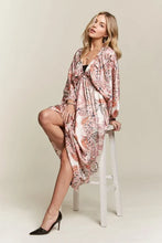 将图片加载到图库查看器，Printed V-Neck Batwing Sleeve Summer Dress For Women – Vibrant Print, Chic &amp; Relaxed, Flattering, Effortlessly Stylish
