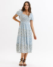 将图片加载到图库查看器，Fresh Bouquet Dress
