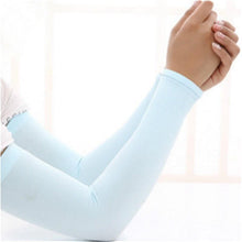 将图片加载到图库查看器，1 Pair Unisex Cool Cycling Sleeve Sport Cooling Arm Sleeves Anti-sunburn Sunscreen UV Sports Fitness Sun Protection Arm Women Sleeves Cooling Arms Men Sports Safety Sleeves Long Soft Tennis Arm Cover
