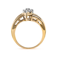 将图片加载到图库查看器，10K Yellow Gold 1/2 Cttw Round And Baguette-cut Diamond Cluster Head and Channel Set Shank Ring (H-I Color, I1-I2 Clarity) - Ring Size 7
