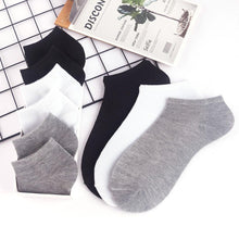 Load image into Gallery viewer, 10 Pairs Breathable No Show Sports Socks Solid Color Boat Socks Comfortable Cotton Ankle Socks For Men And Women

