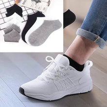 Load image into Gallery viewer, 10-Pairs: Women's Solid Color Ankle Socks
