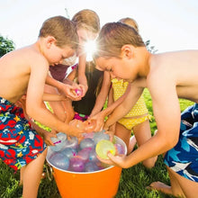 Load image into Gallery viewer, 111-Pieces: Quick Filling Water Balloon Bombs
