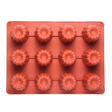 将图片加载到图库查看器，12 Cavity Silicone Mold Cake Mold Muffin Cupcake Baking Tray Dessert Pastry Cake Decorating Tools Nonstick Cannel Mold Baking Cake Pan For Bread Muffin Cake Baking Pan Kitchen Baking Molds
