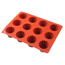 将图片加载到图库查看器，12 Cavity Silicone Mold Cake Mold Muffin Cupcake Baking Tray Dessert Pastry Cake Decorating Tools Nonstick Cannel Mold Baking Cake Pan For Bread Muffin Cake Baking Pan Kitchen Baking Molds
