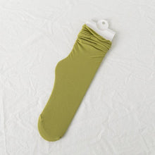 Load image into Gallery viewer, 1/2 Pairs Girls Thin Socks Pack Harajuku Cute Long Frilly Socks Casual Soft Nylon High Elastic Solid White Purple Solid Color Stylish Casual Socks For Men And Women
