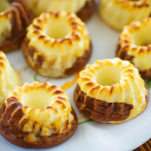 Load image into Gallery viewer, 12-Pieces: Silicone Heritage Bundtlette Cake Mold
