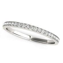 Load image into Gallery viewer, 14k White Gold Prong Setting Round Diamond Wedding Band (1/5 cttw)
