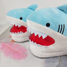 将图片加载到图库查看器，Warm Shark Womens Home Slippers Fashion Plush Winter Funny Elegant Women Slippers Cute Cartoon Shark Indoor Warm Home Cotton Slippers
