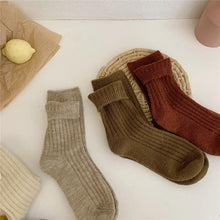 Load image into Gallery viewer, 1Pair Ladies Pile Socks for Autumn Winter Pure Cotton Socks Solid Color Keep Warm Women Socks Mid Tube Socks Thickening Cashmere Socks For Men And Women
