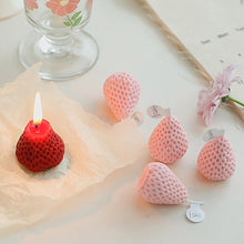 Load image into Gallery viewer, 1PC/4PCS Strawberry Decorative Aromatic Candles Strawberry Shaped Scented Candle Mini Soy Wax Candle Small Scented Candle Wax Decorative Candle for Bedroom Bathroom Decoration Parties Soy Wax Scented Candle For Birthday Wedding Candle
