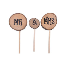 将图片加载到图库查看器，1Pcs Hollow Letter Love Just Married Mr &amp; Mrs Cake Topper Mr and Mrs Cake Toppers Wooden Wedding Cake Topper Party Cake Decoration Mr And Mrs Cake Topper Bride and Groom Wooden Wedding Cake Topper For Wedding Party Supplies
