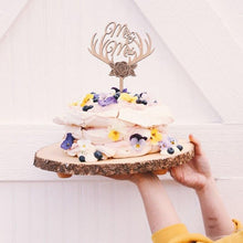 将图片加载到图库查看器，1Pcs Hollow Letter Love Just Married Mr &amp; Mrs Cake Topper Mr and Mrs Cake Toppers Wooden Wedding Cake Topper Party Cake Decoration Mr And Mrs Cake Topper Bride and Groom Wooden Wedding Cake Topper For Wedding Party Supplies
