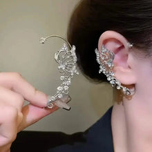 Load image into Gallery viewer, 2-Pieces: Trendy Minimalist Style Hip Hop Hollow Butterfly Ear Climber

