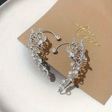 Load image into Gallery viewer, 2-Pieces: Trendy Minimalist Style Hip Hop Hollow Butterfly Ear Climber
