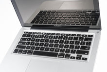 将图片加载到图库查看器，Apple MacBook Pro (13-inch Early 2011) 2.3 GHz 8GB RAM 1TB SSD (Silver)
