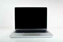 Load image into Gallery viewer, MacBook Pro (2021) 14-inch – Apple M1 Max 10-Core CPU &amp; 32-Core GPU – Silver
