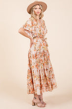 将图片加载到图库查看器，New Summer Floral Tie Waist Flutter Sleeve Tiered Dress – Graceful and Feminine Dress with Bohemian Charm and Flattering Tie Waist
