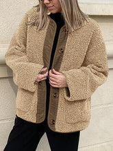 Load image into Gallery viewer, Modern Cozy Women Luxuriously Cozy Contrast Button Up Sherpa Jacket with Pockets For Fall &amp; Winter
