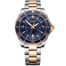 Load image into Gallery viewer, Victorinox Men's Maverick Large
