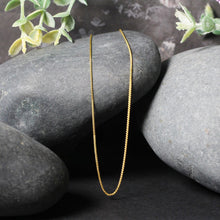 Load image into Gallery viewer, 14k Yellow Gold Diamond Cut Round Wheat Chain 0.6mm
