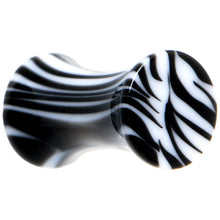 Load image into Gallery viewer, 6G Black White Zebra Striped Saddle Plug
