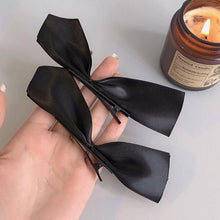 Load image into Gallery viewer, 2pcs Black White Ribbon Hair Bows Clips Vintage Bowknot Side Hairpin Cute Girls Barrettes Headdress Hair Accessories for Women
