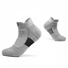 Load image into Gallery viewer, 3-Pair: Men's Thick Towel Bottom Breathable Sweat-absorbent Outdoor Sports Running Socks Elite Basketball Sports Socks
