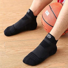 Load image into Gallery viewer, 3-Pair: Men's Thick Towel Bottom Breathable Sweat-absorbent Outdoor Sports Running Socks Elite Basketball Sports Socks
