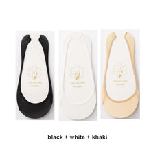 Load image into Gallery viewer, 3 Pairs Invisible Boat Socks Women Summer Silicone Non-Slip Socks for High Invisible Heels Ice Silk Socks for Women
