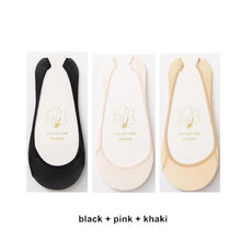 Load image into Gallery viewer, 3 Pairs Invisible Boat Socks Women Summer Silicone Non-Slip Socks for High Invisible Heels Ice Silk Socks for Women
