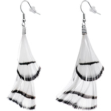 将图片加载到图库查看器，White with Black Stripe Feather Drop Earrings

