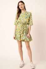 将图片加载到图库查看器，New Summer Floral Tie Waist Half Sleeve Mini Dress –Feminine and Chic Floral Dress with Flattering Tie Waist Detail
