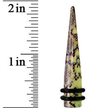 将图片加载到图库查看器，00G Green Snake Skin Acrylic Taper
